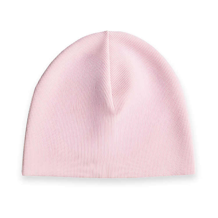 baby pink beanie.png
