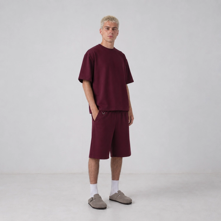 burgundy tee 3/4