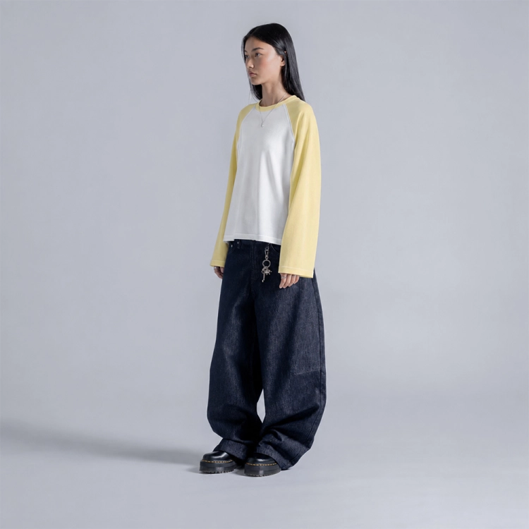 tee.tat.too_0004_butter longsleeve contrast side.jpg