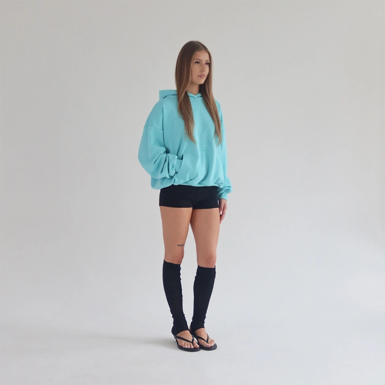aqua_0003_turkusowe hoodie 3_4.jpg